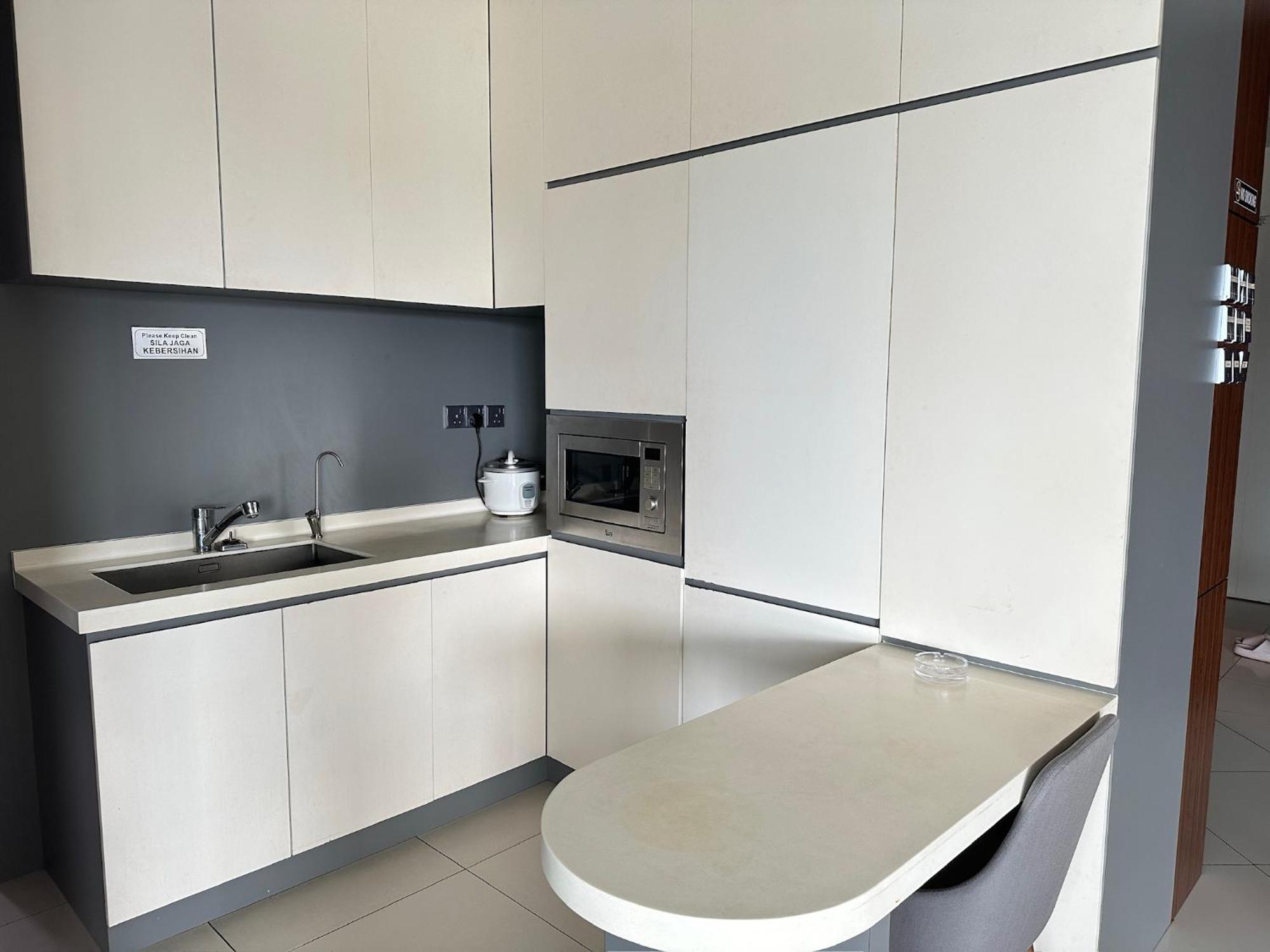 Ocean Bliss Loft C Imago Apartment